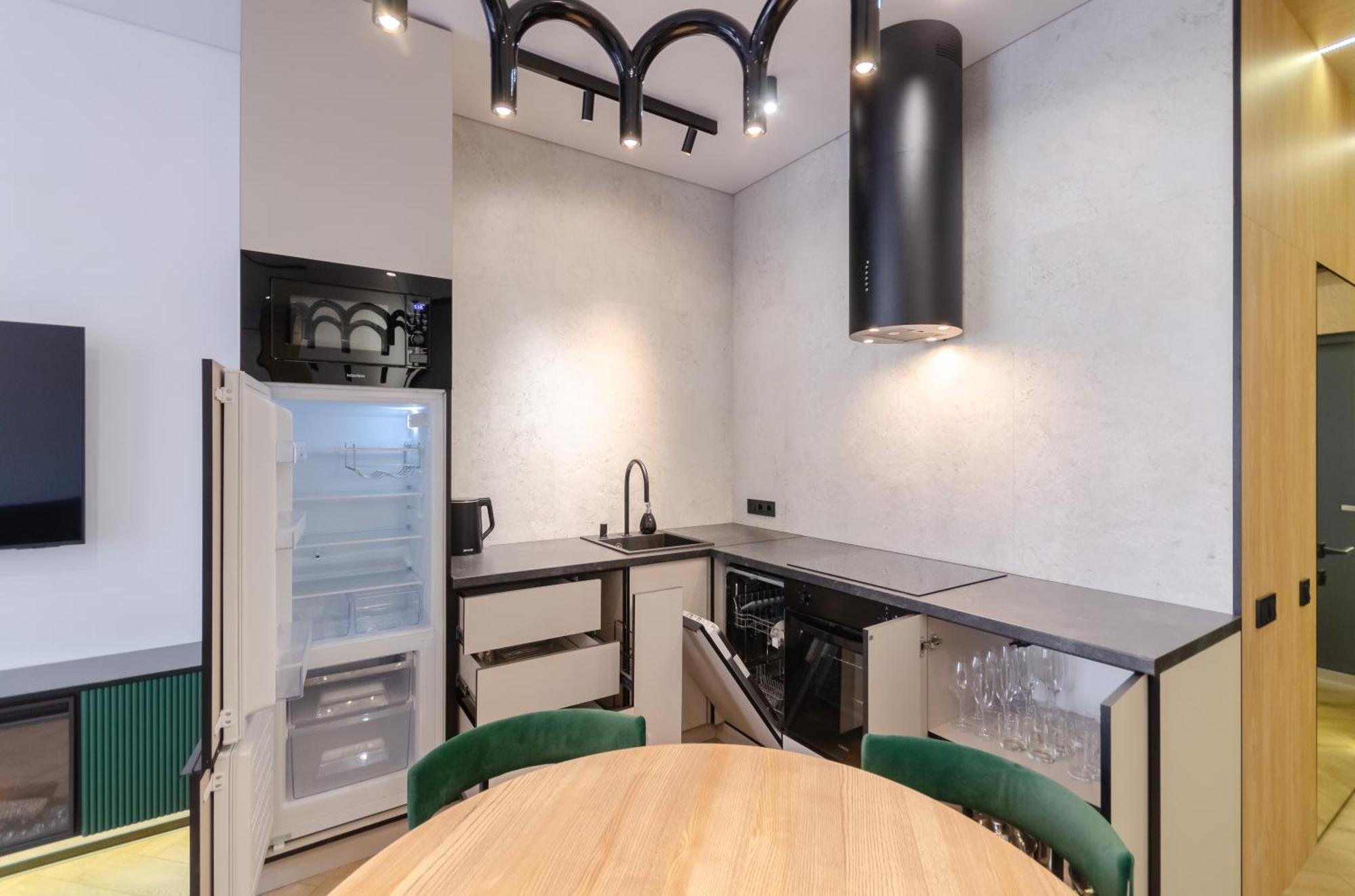 Petrovdom 2-76 Luxury Living In Rc Pechersk Plaza Kiev Exterior foto