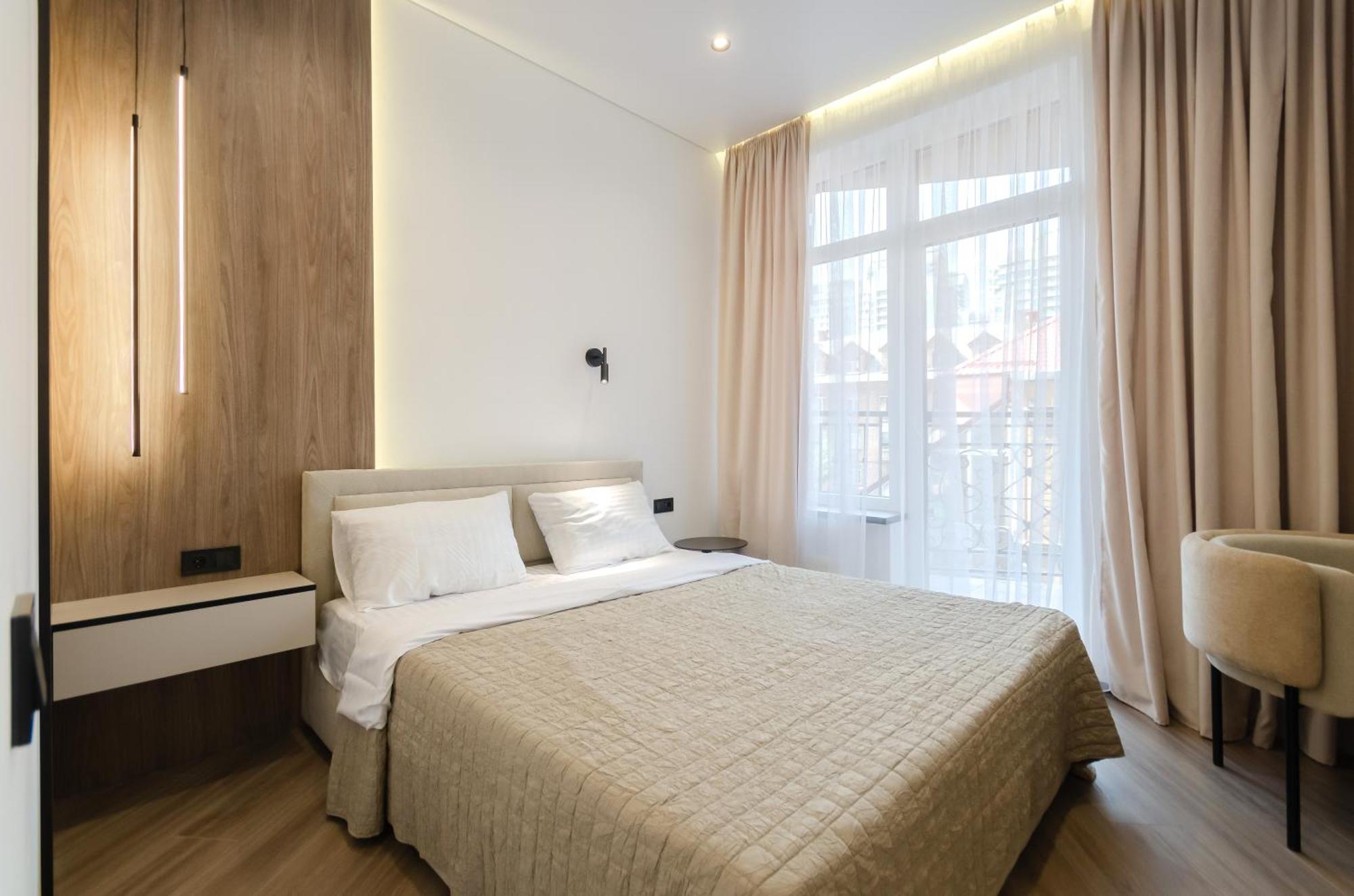 Petrovdom 2-76 Luxury Living In Rc Pechersk Plaza Kiev Exterior foto